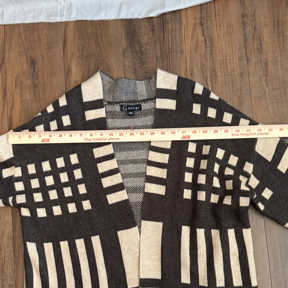 Greige soft open